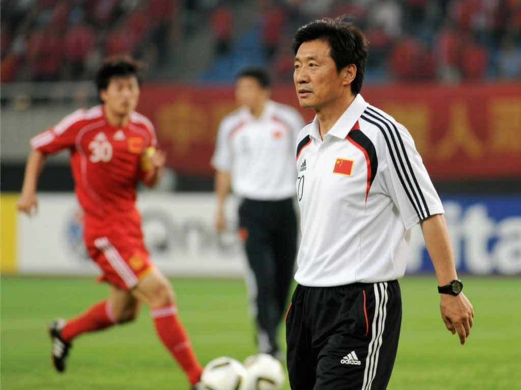 高洪波执教国足:世界排名飙升40位的辉煌成就 高洪波执教国足:世界排名飙升40位的辉煌成就